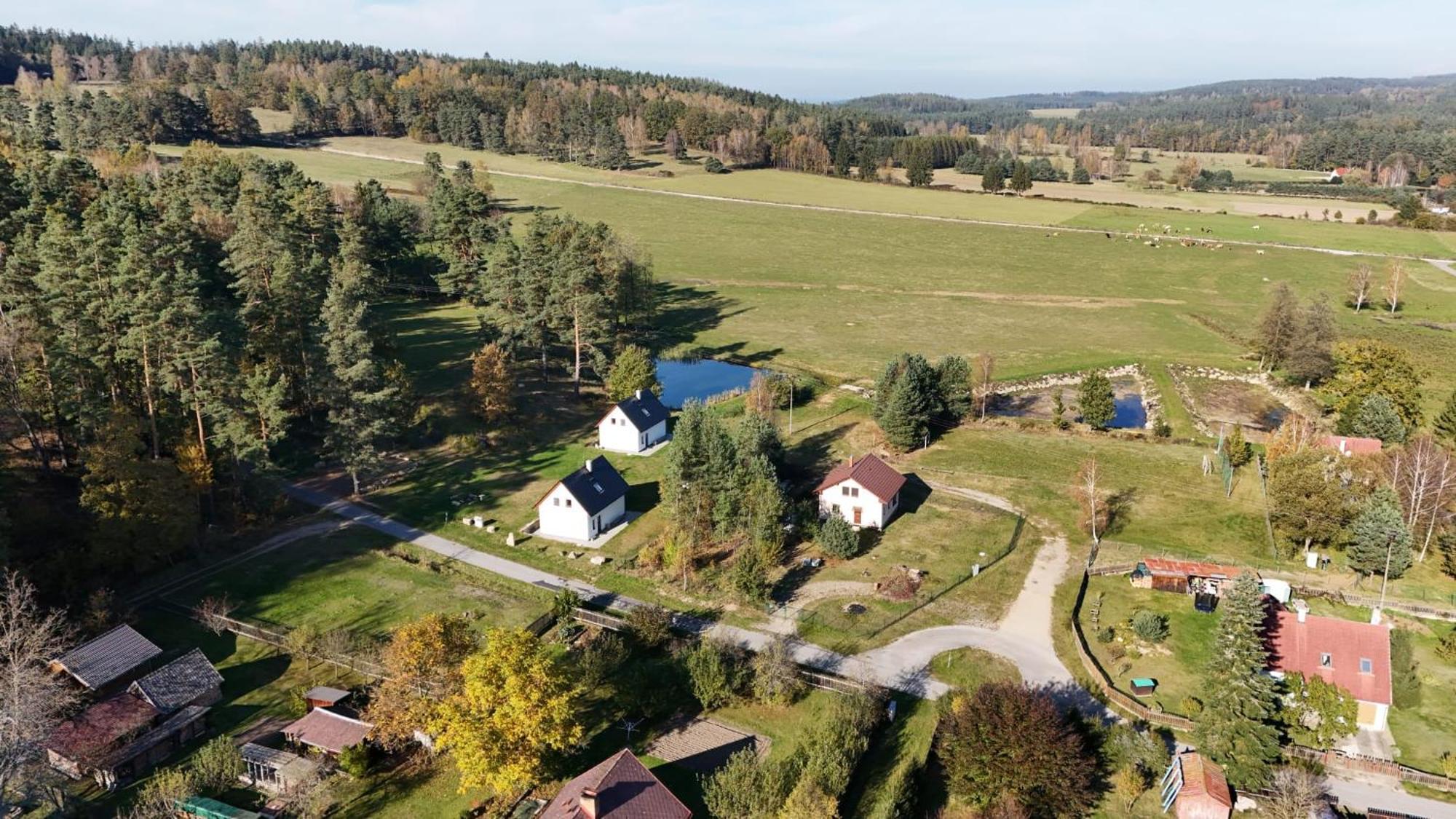 Klidna Lokalita Na Kraji Lesa, Cely Dum S Uschovnu Kol Nova Bystrice Exterior foto